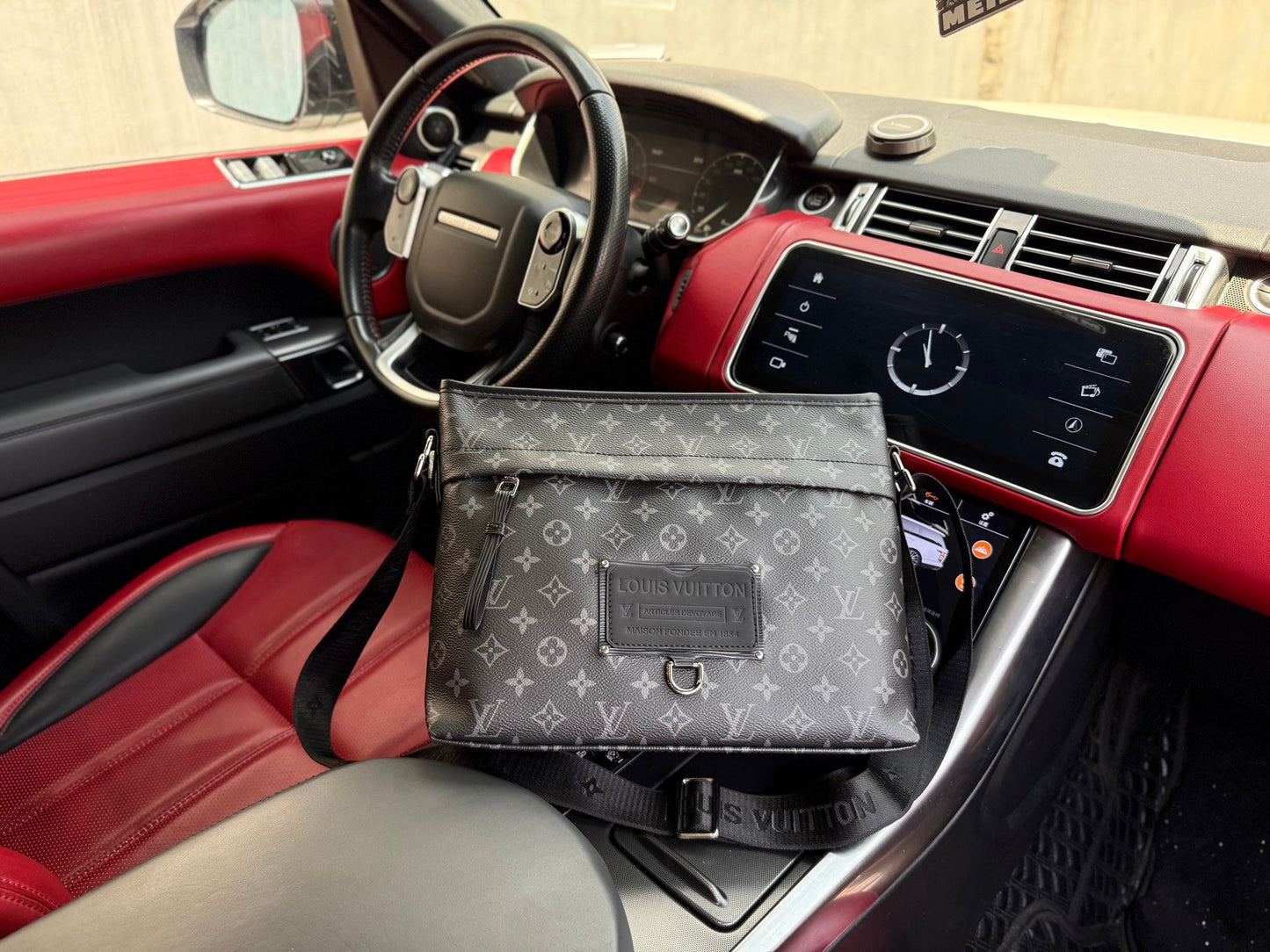 Shoulder Bags