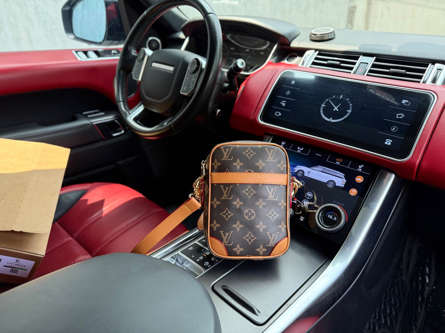 Shoulder Bags