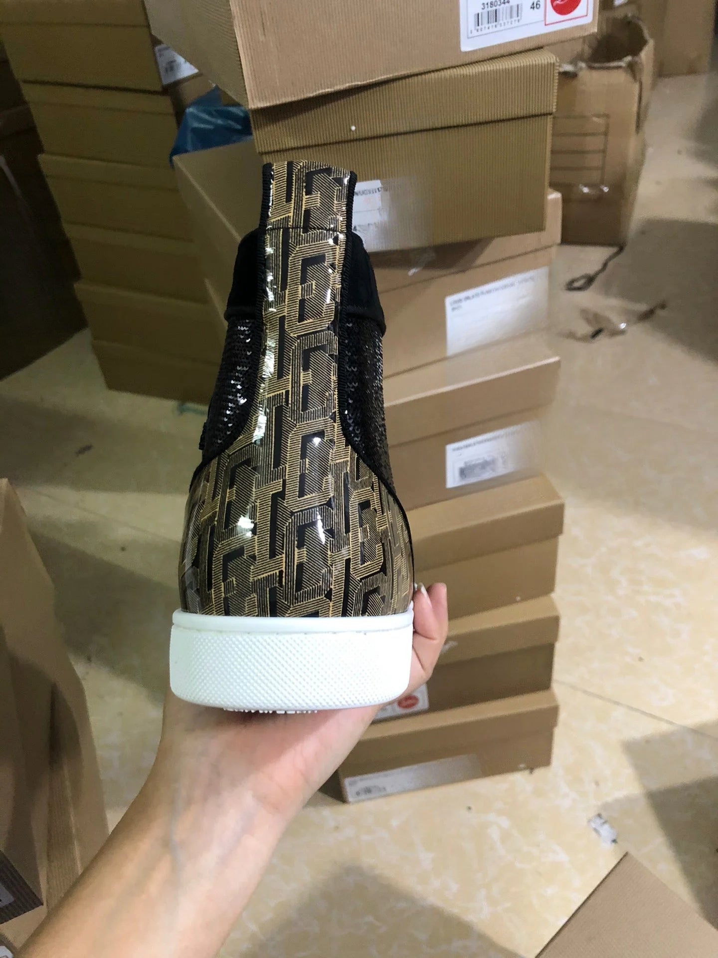 Sneaker