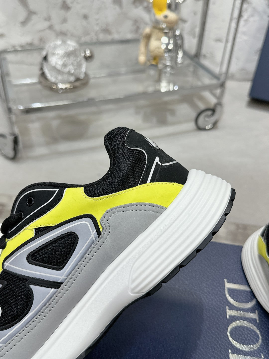 Sneakers