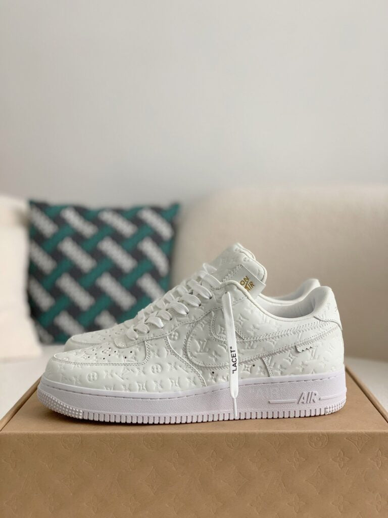 Sneaker