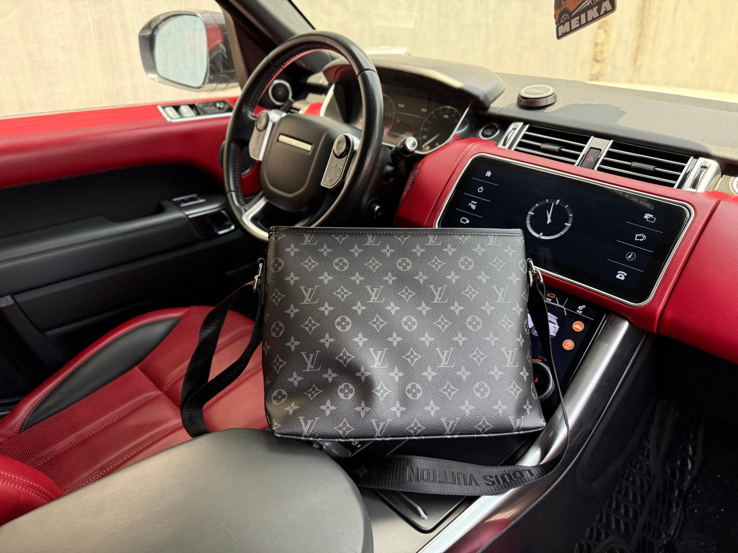 Shoulder Bags