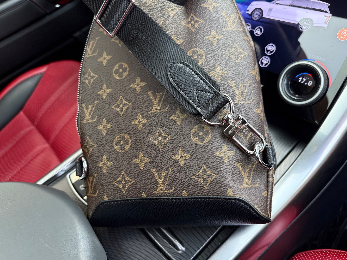 Shoulder Bags