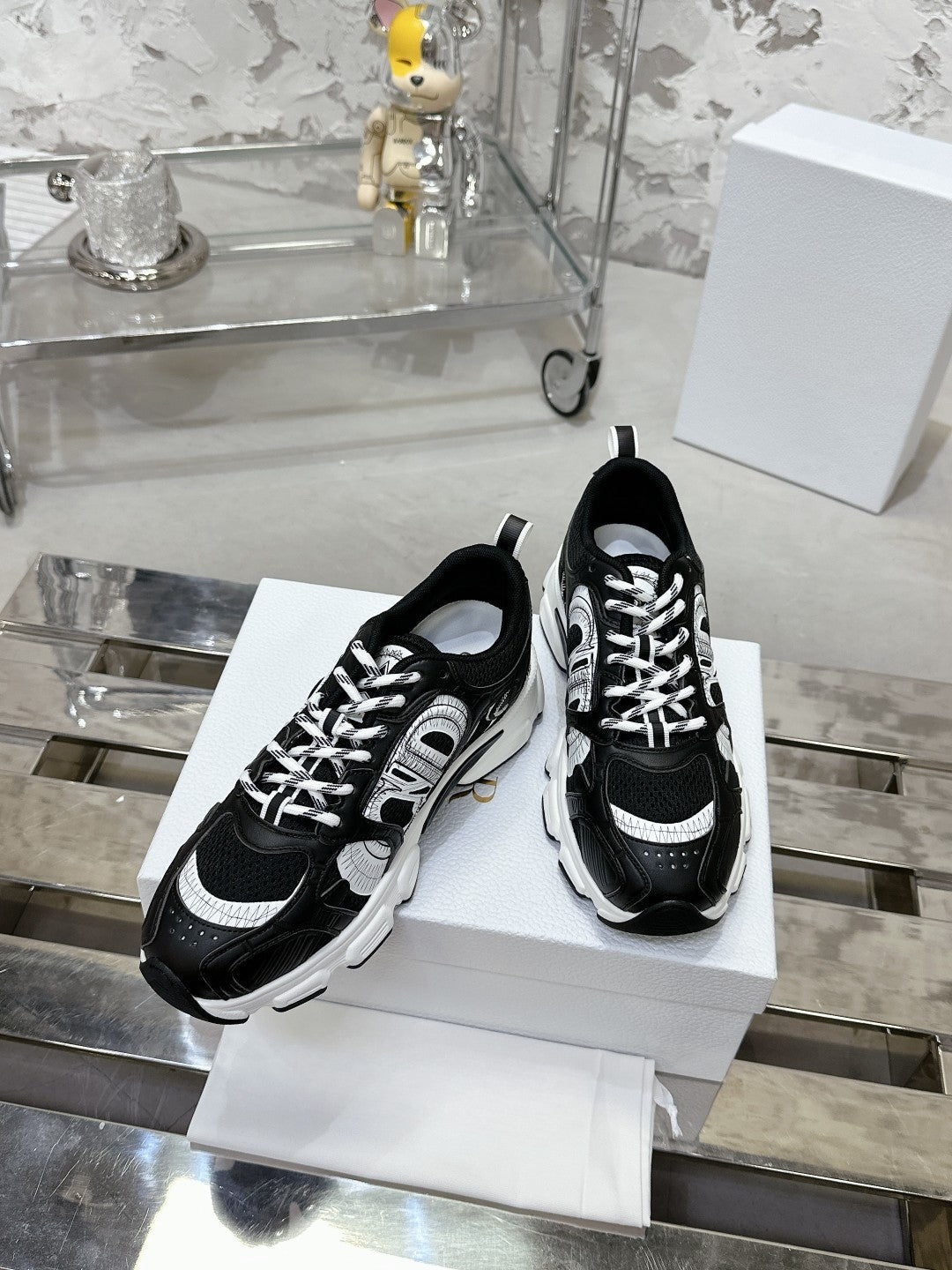 Sneakers