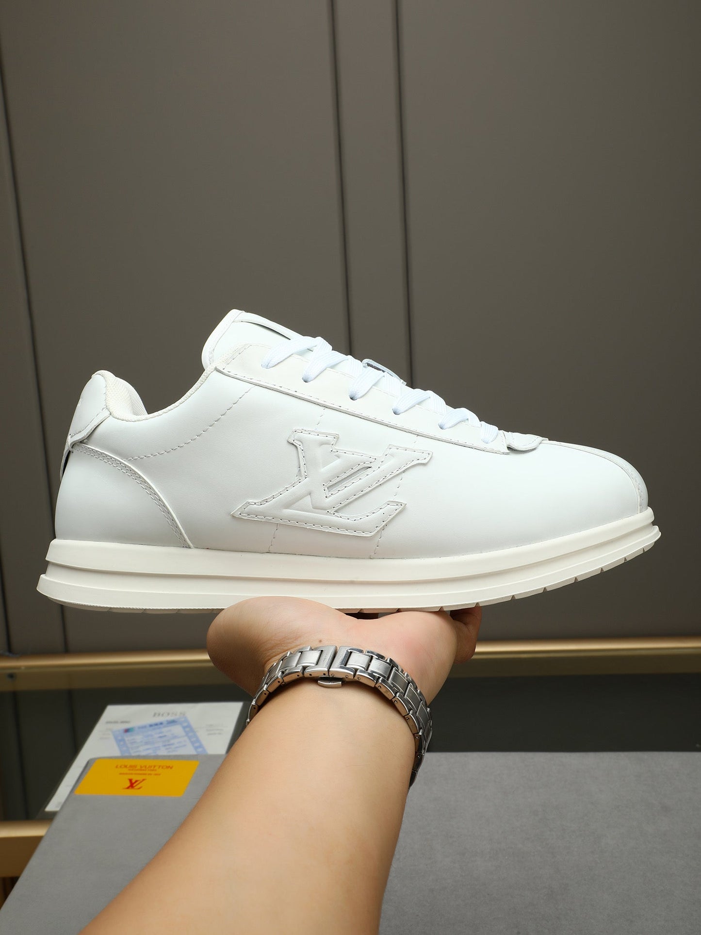 Sneakers