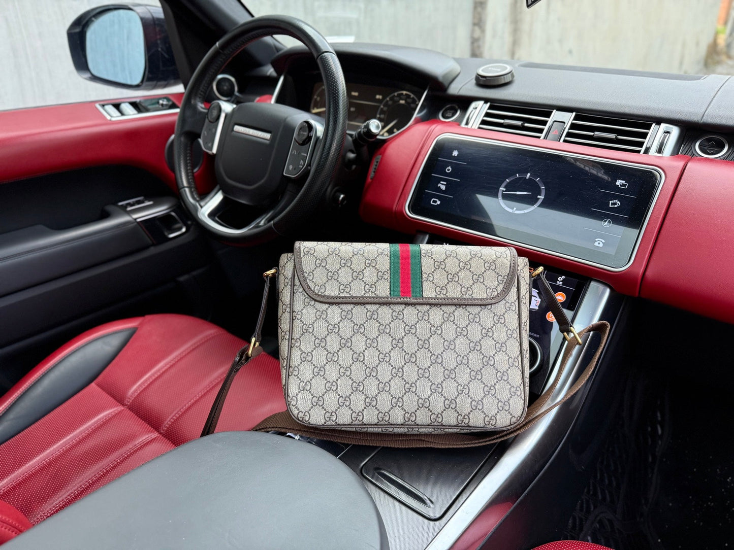 Shoulder Bags