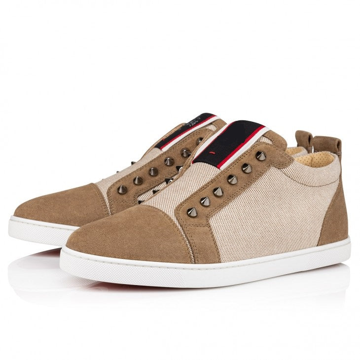 Sneaker