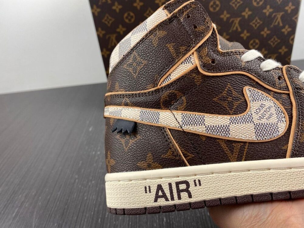 Sneaker