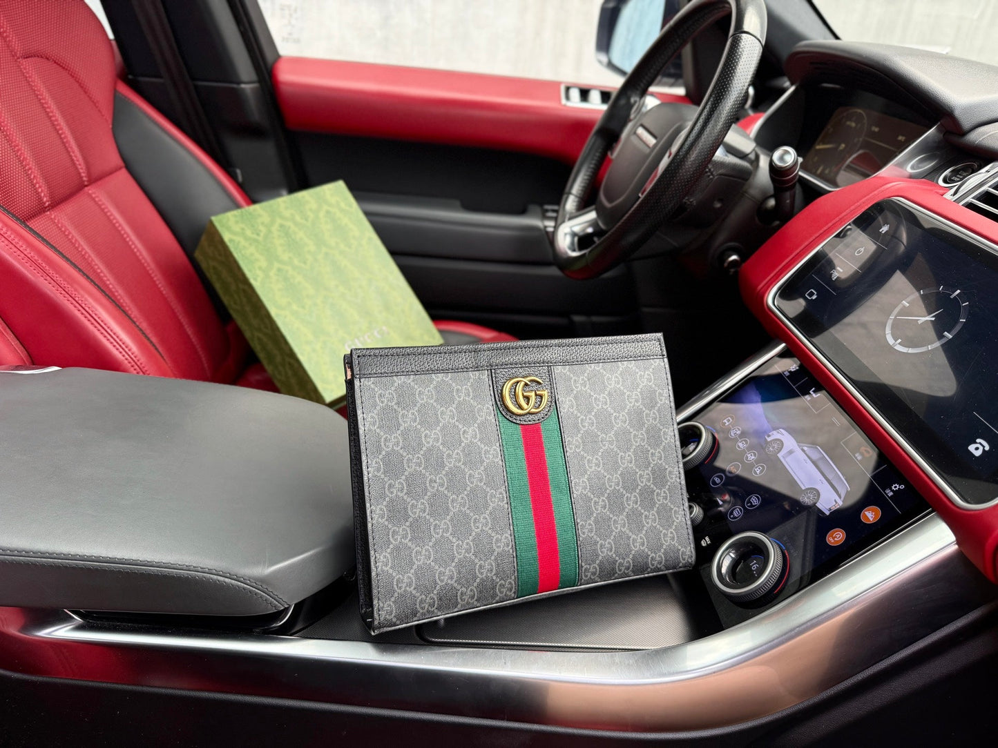 handbag