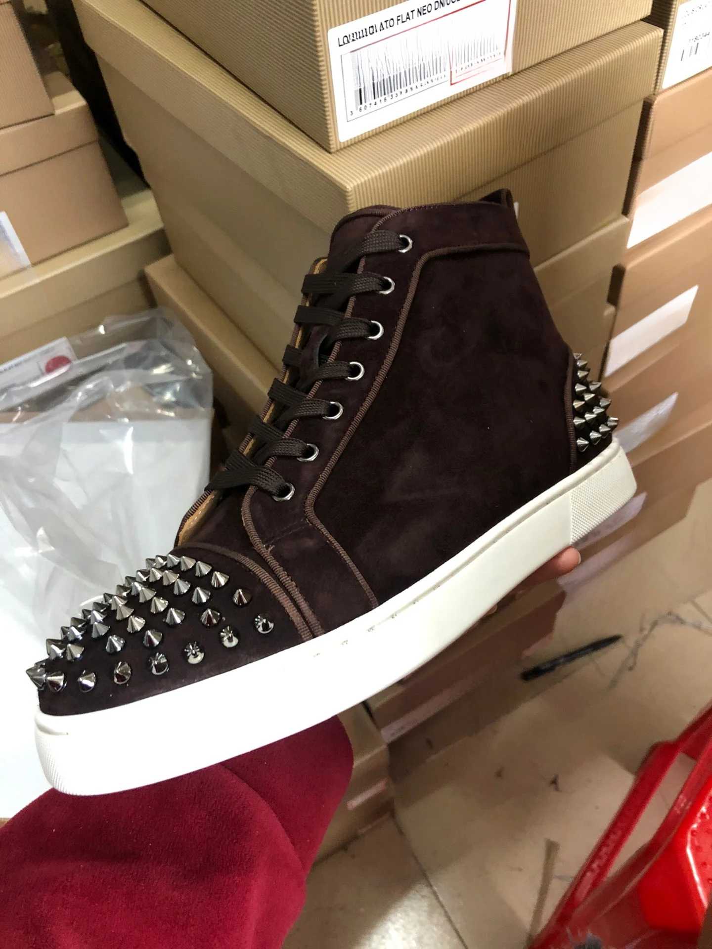 Sneakers
