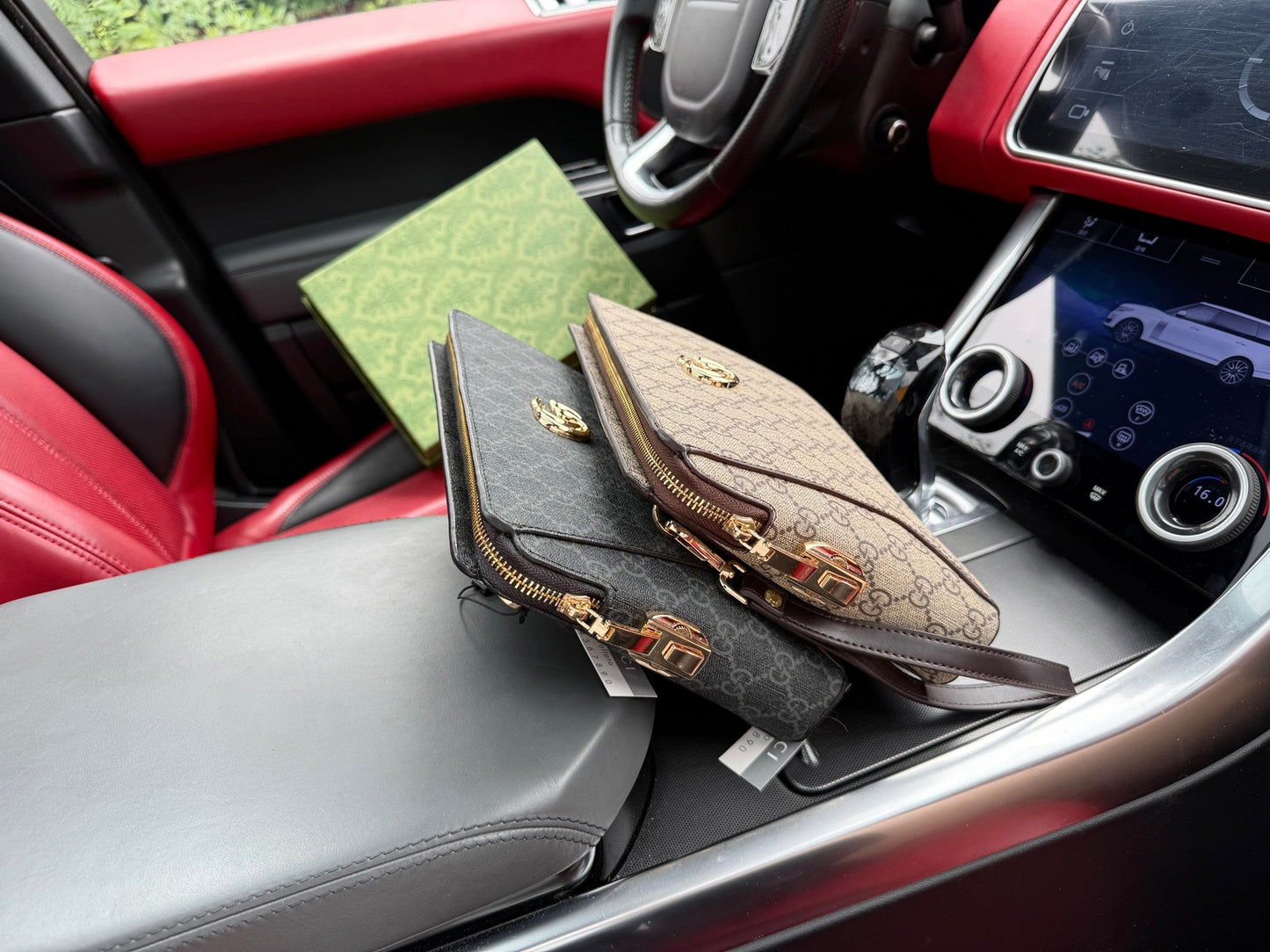 handbag