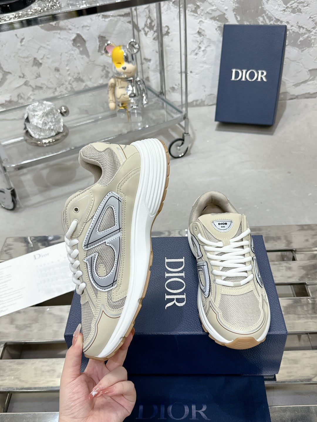 Sneakers