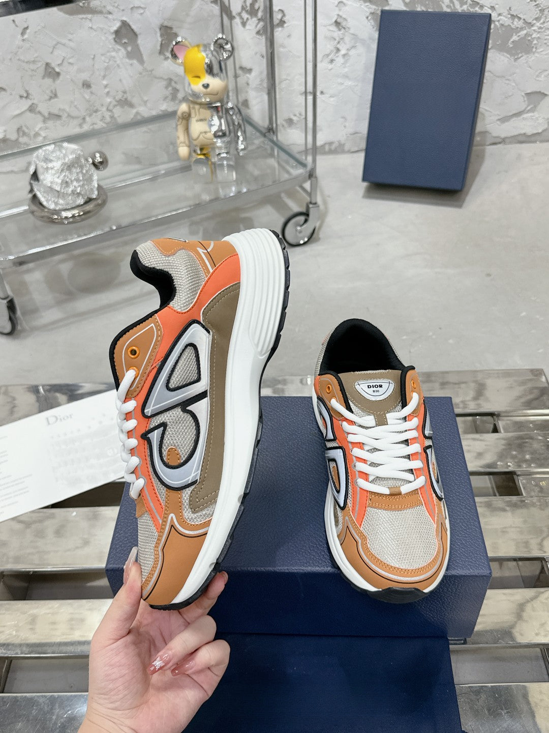 Sneakers