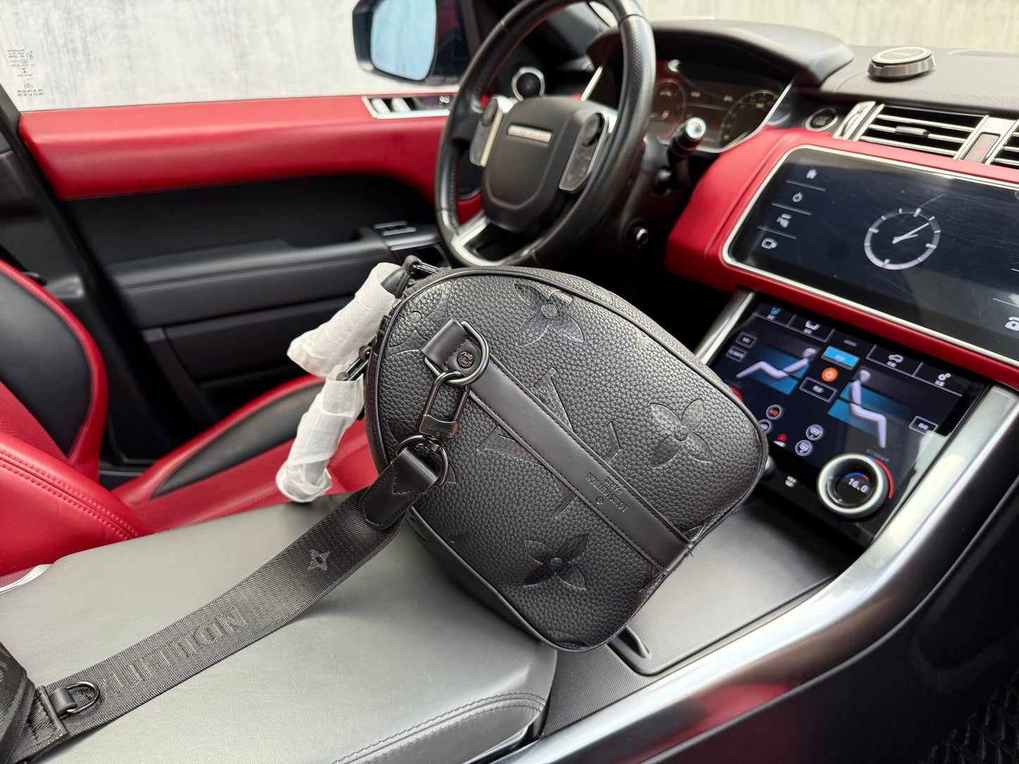 Shoulder Bags