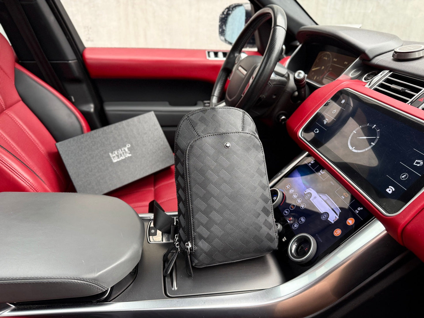 Shoulder Bags