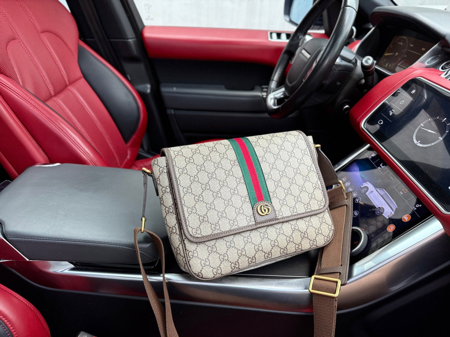 Shoulder Bags