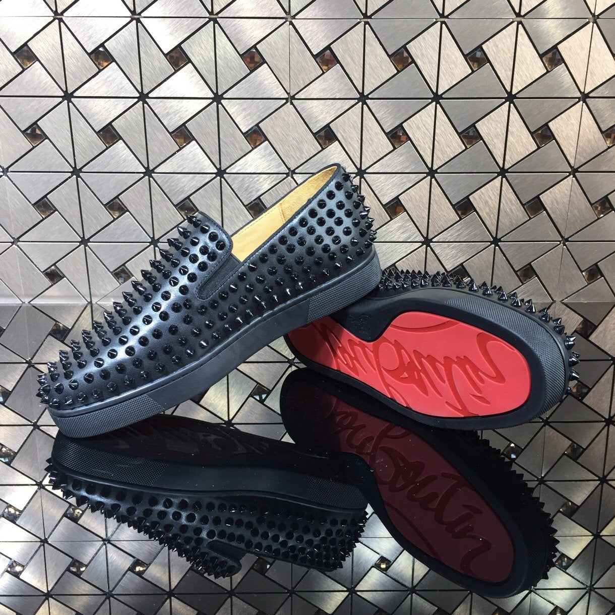 Sneakers