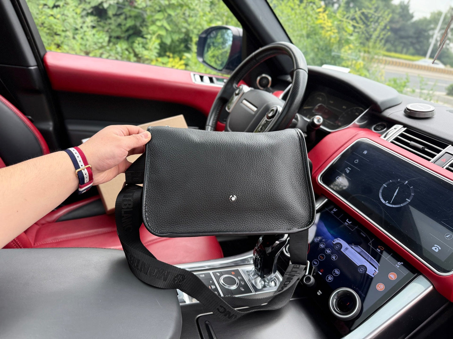 Shoulder Bags