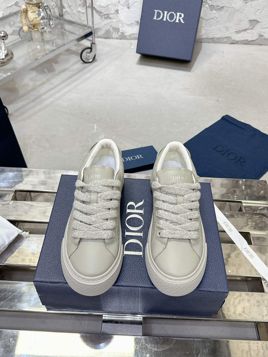 Sneakers