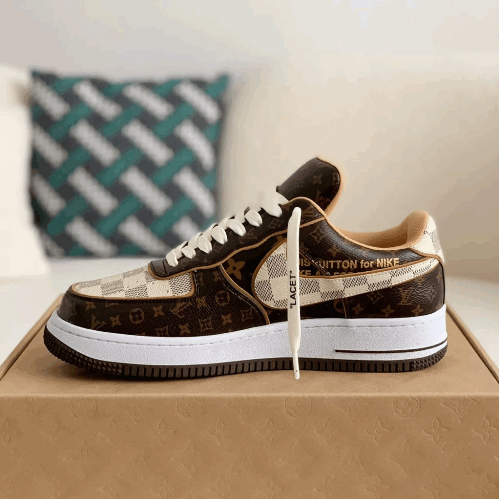 Sneaker