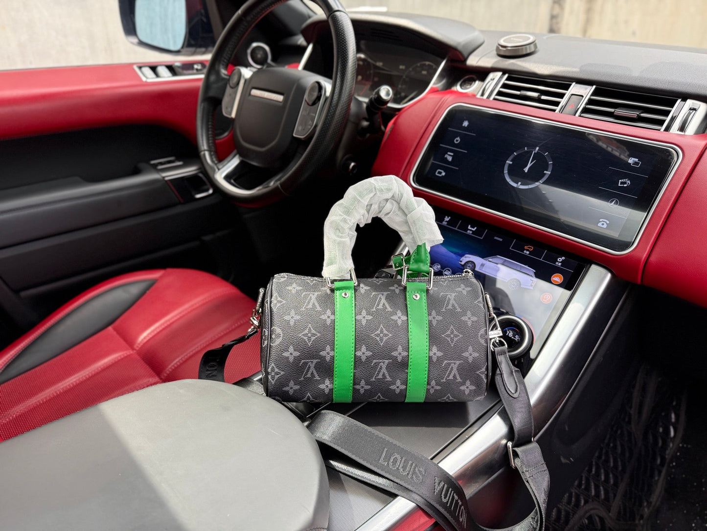 Shoulder Bags