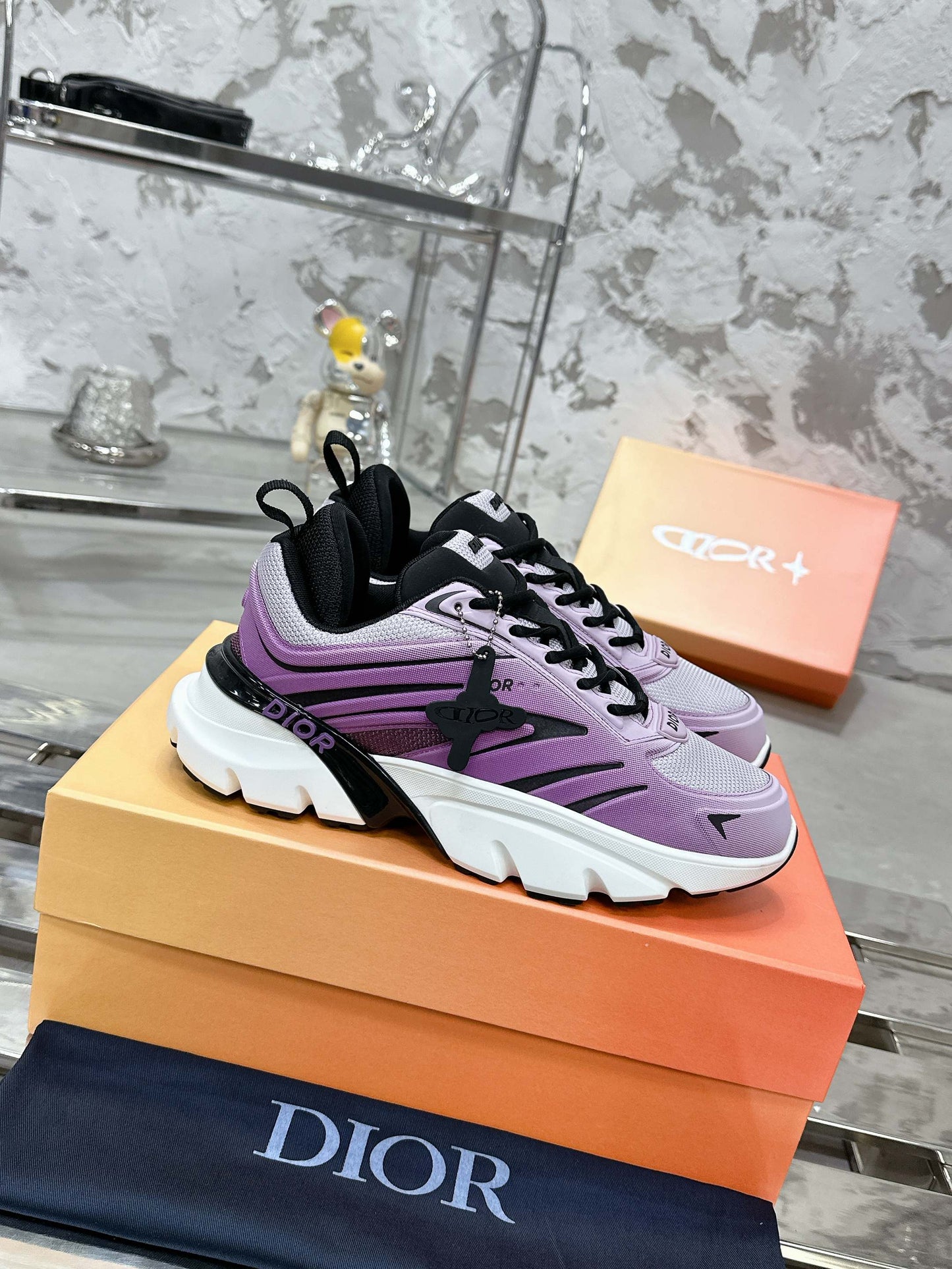 Sneakers