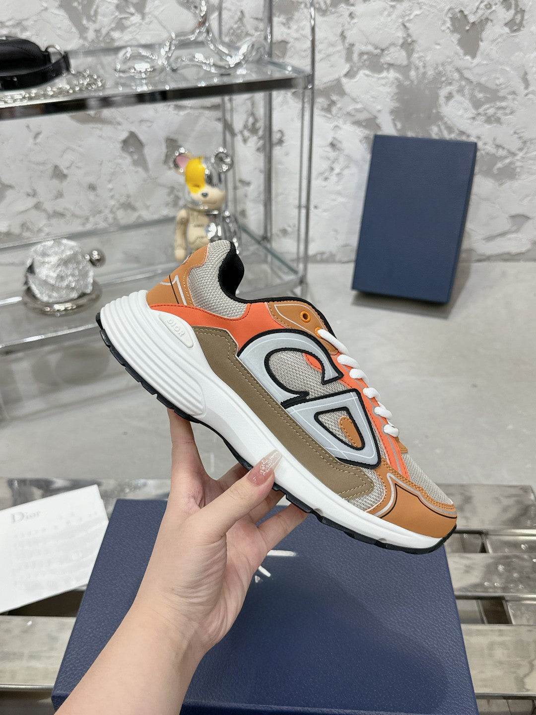 Sneakers