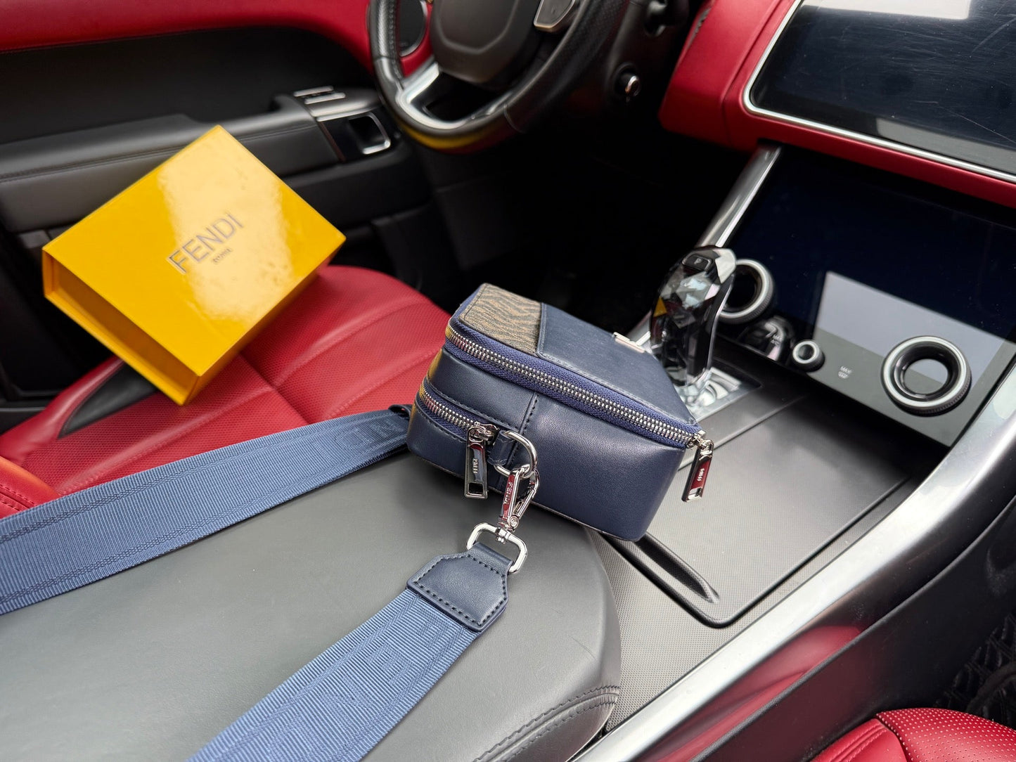 Shoulder Bags