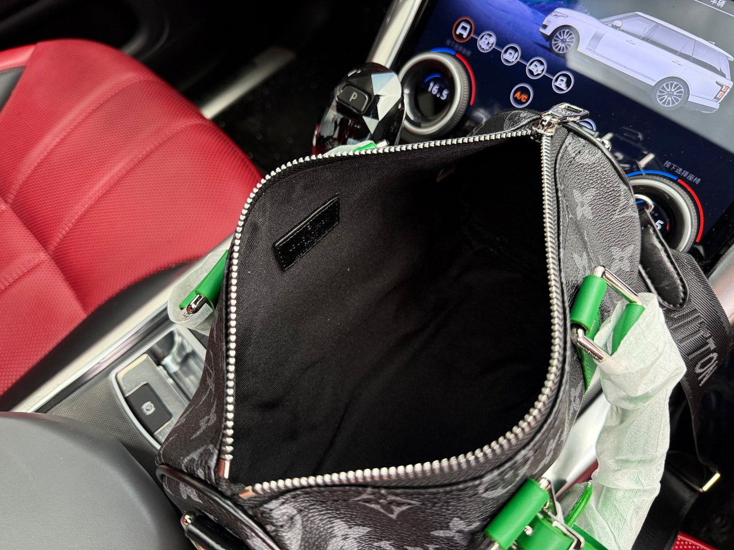Shoulder Bags