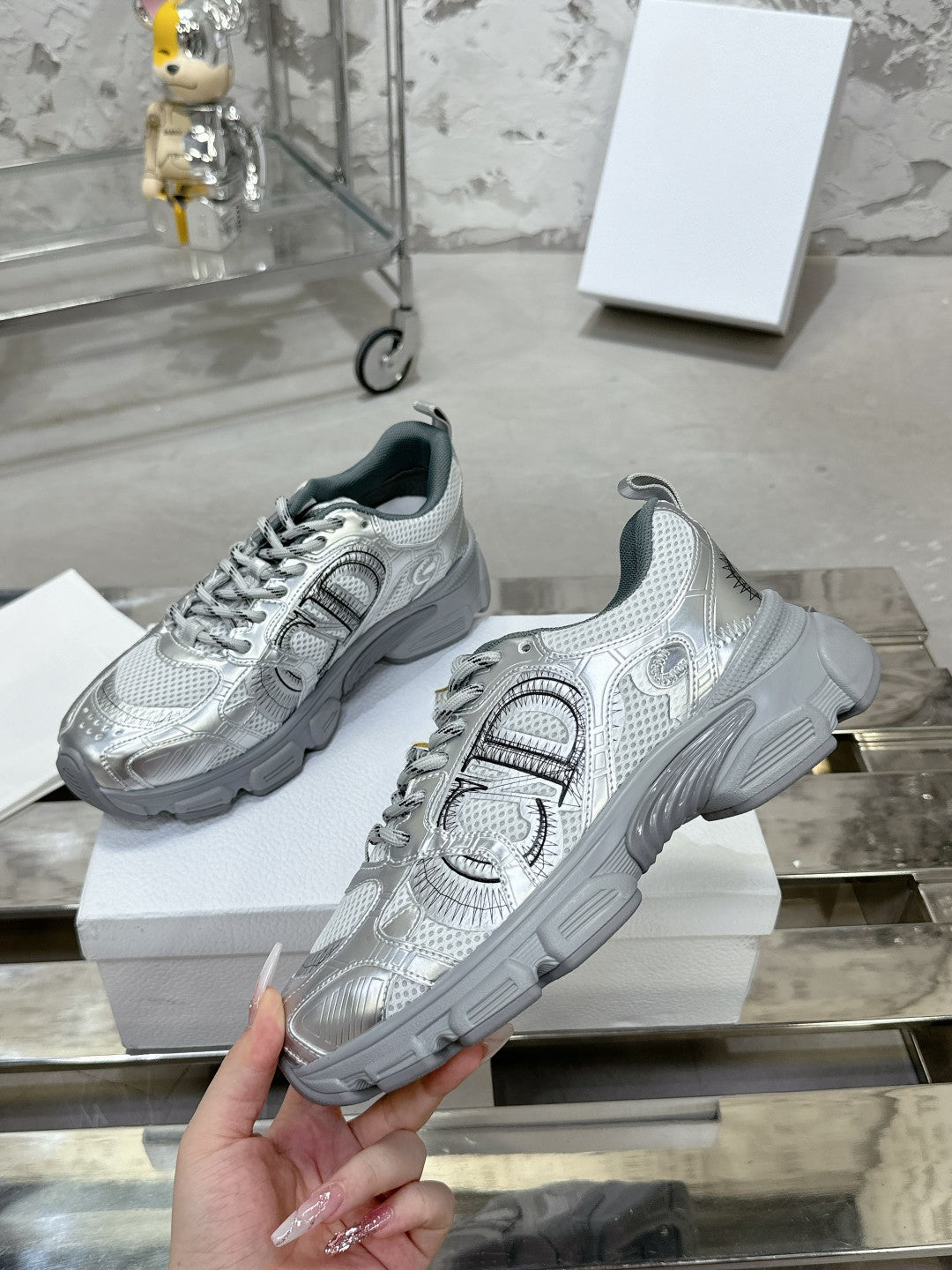 Sneakers