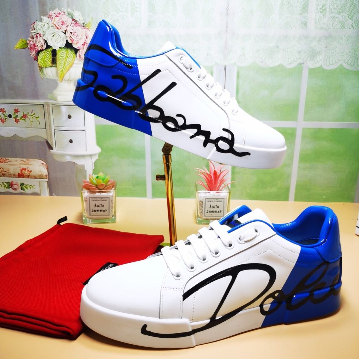 Sneakers