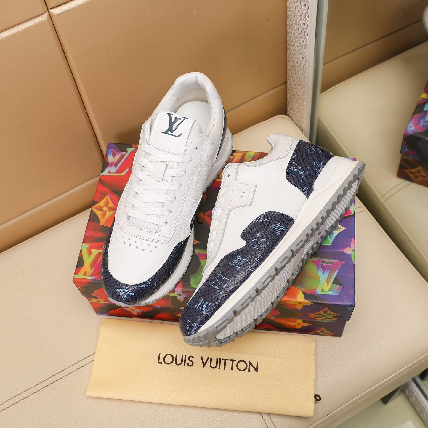 Sneakers