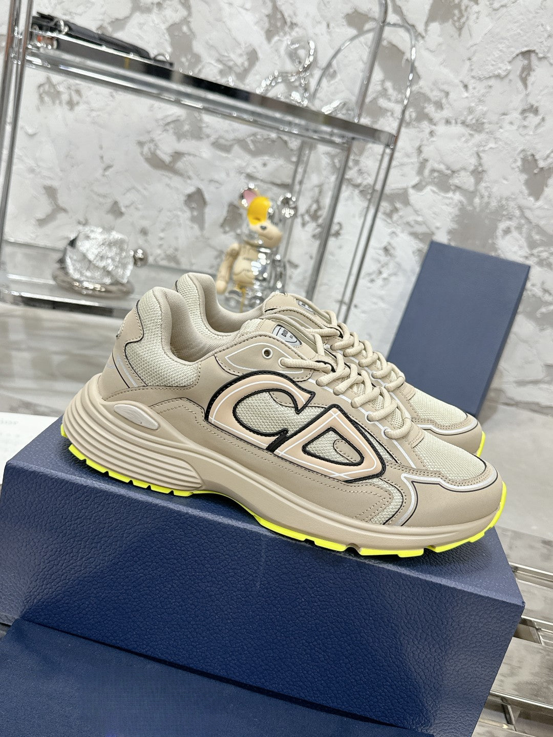 Sneakers