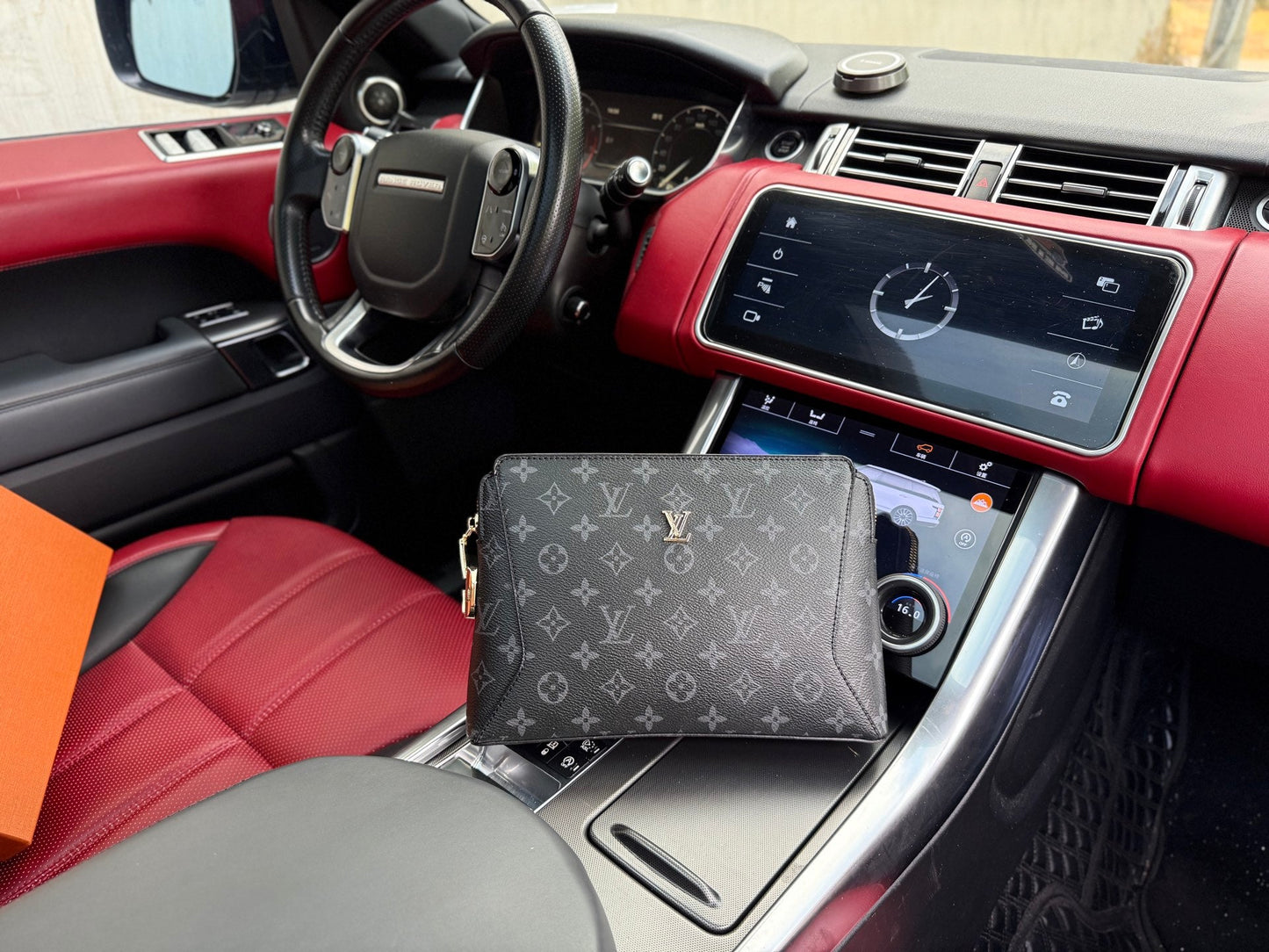 handbag