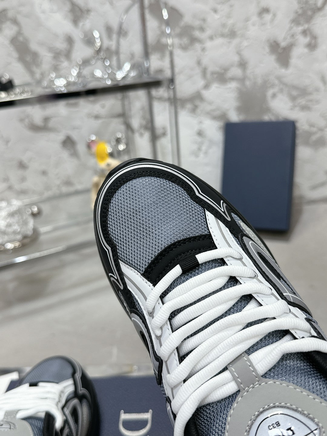 Sneakers