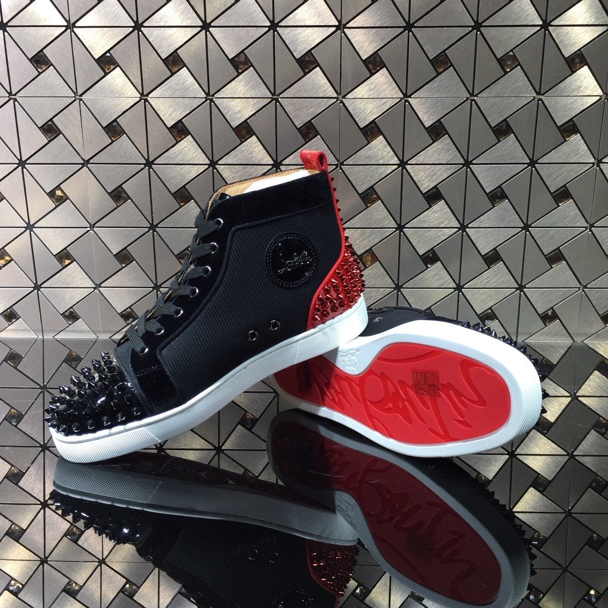 Sneakers