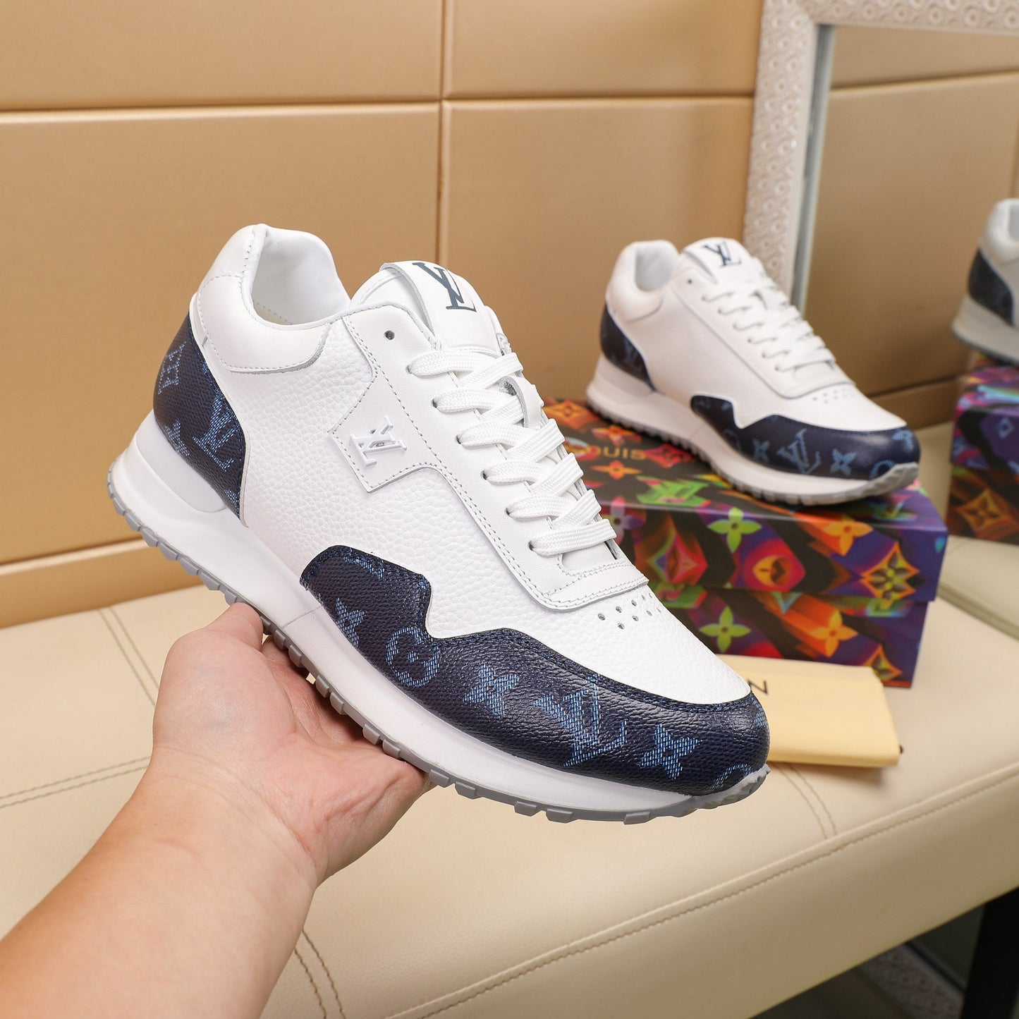 Sneakers