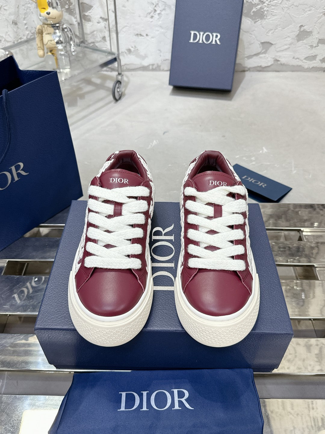 Sneakers