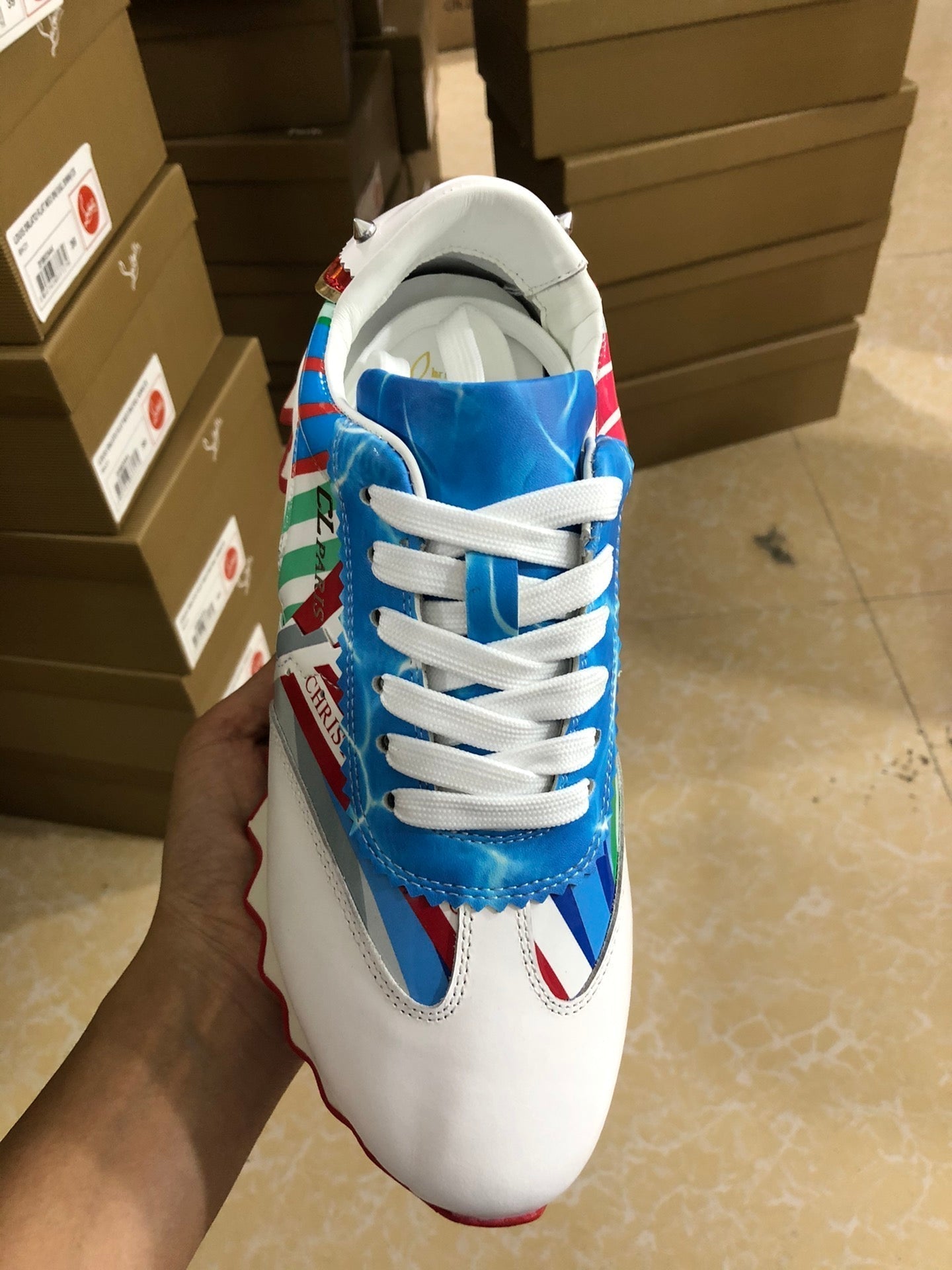 Sneaker