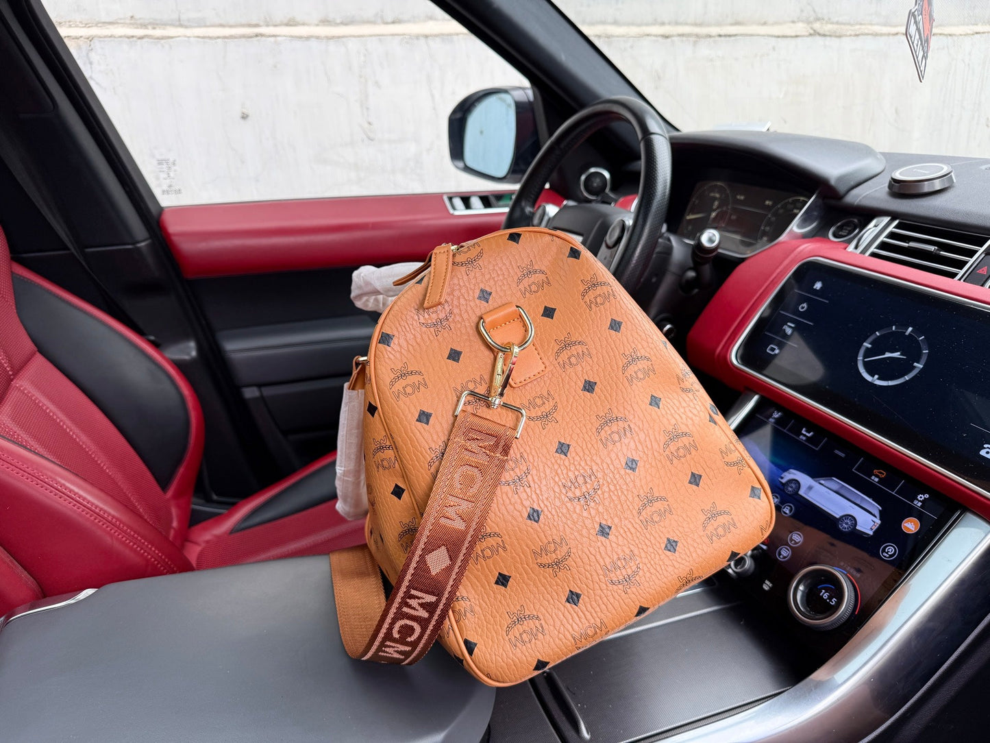Shoulder Bags