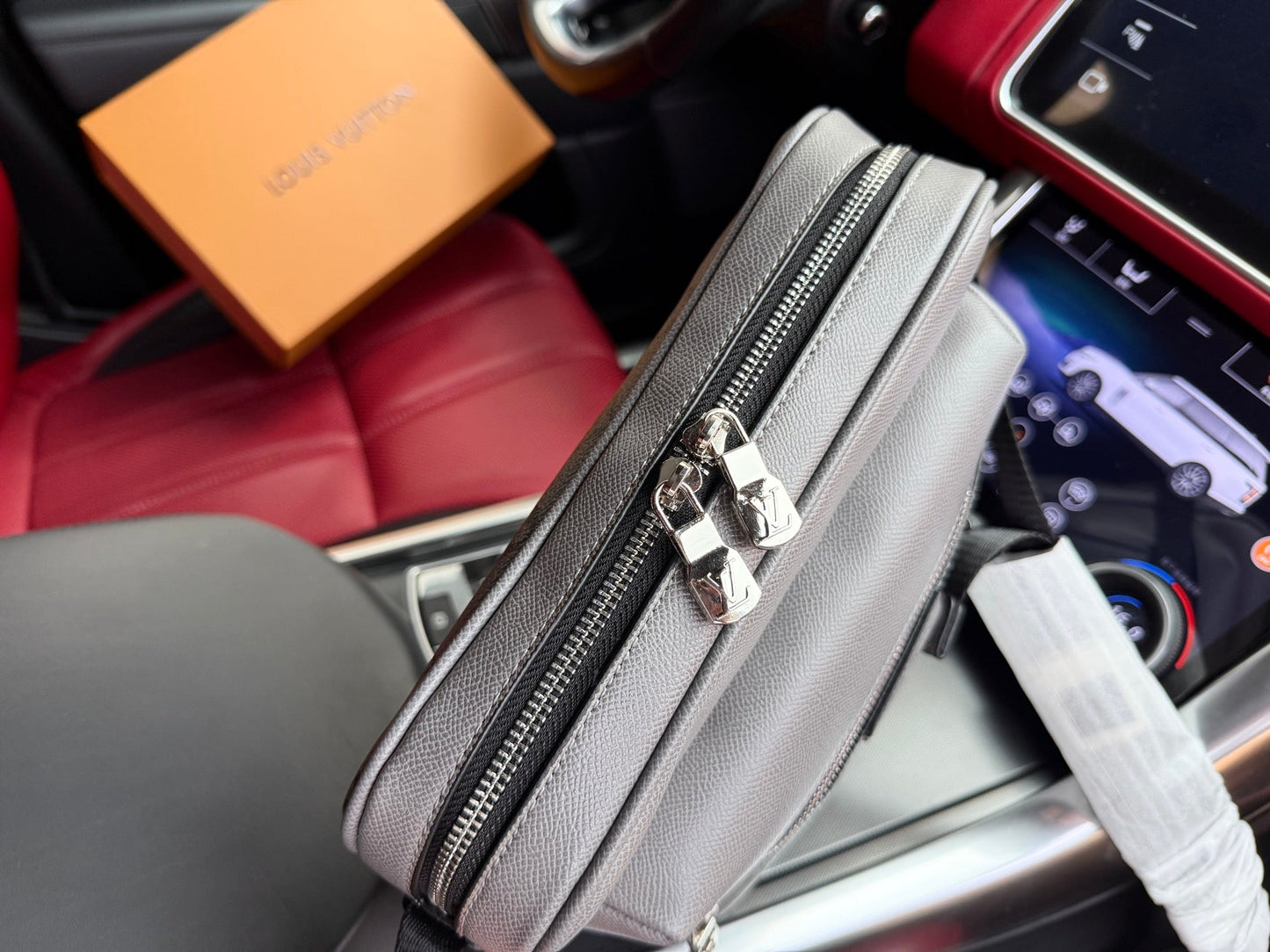 Shoulder Bags