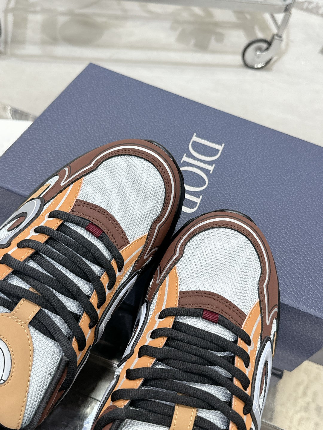 Sneakers