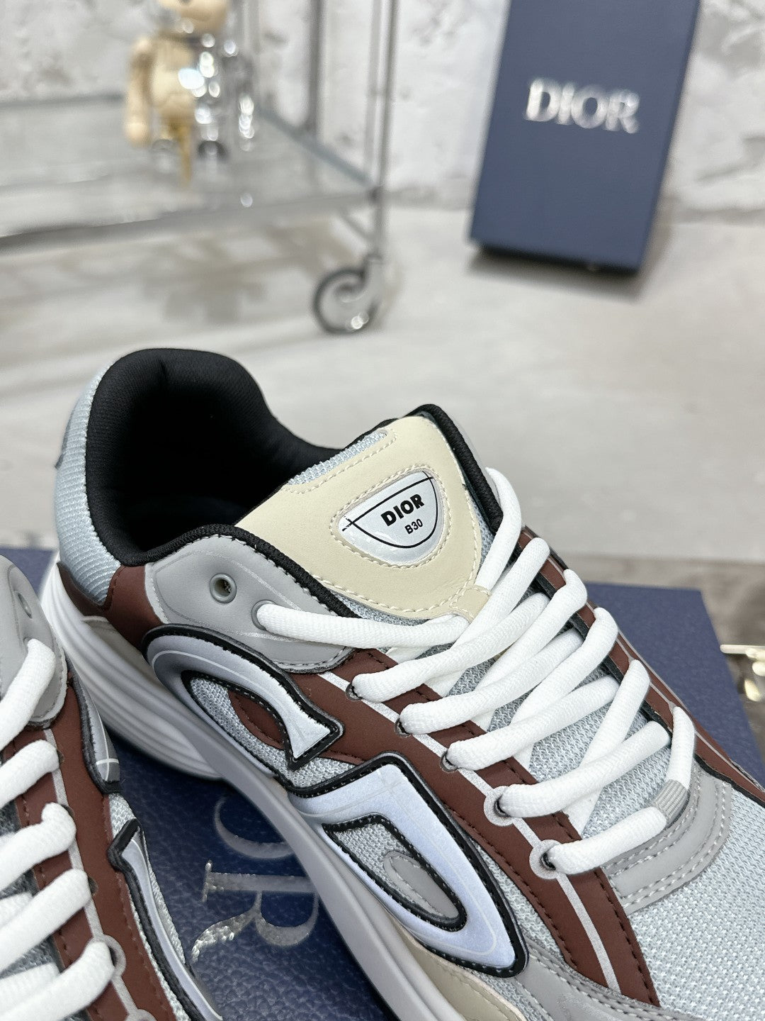 Sneakers