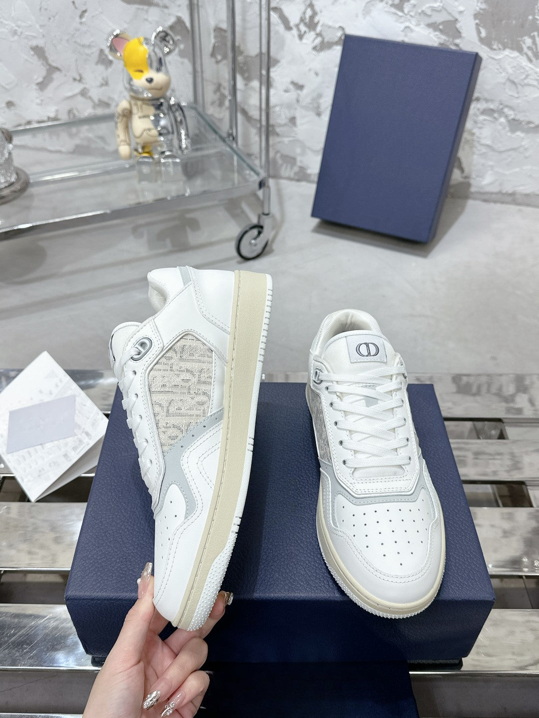 Sneakers