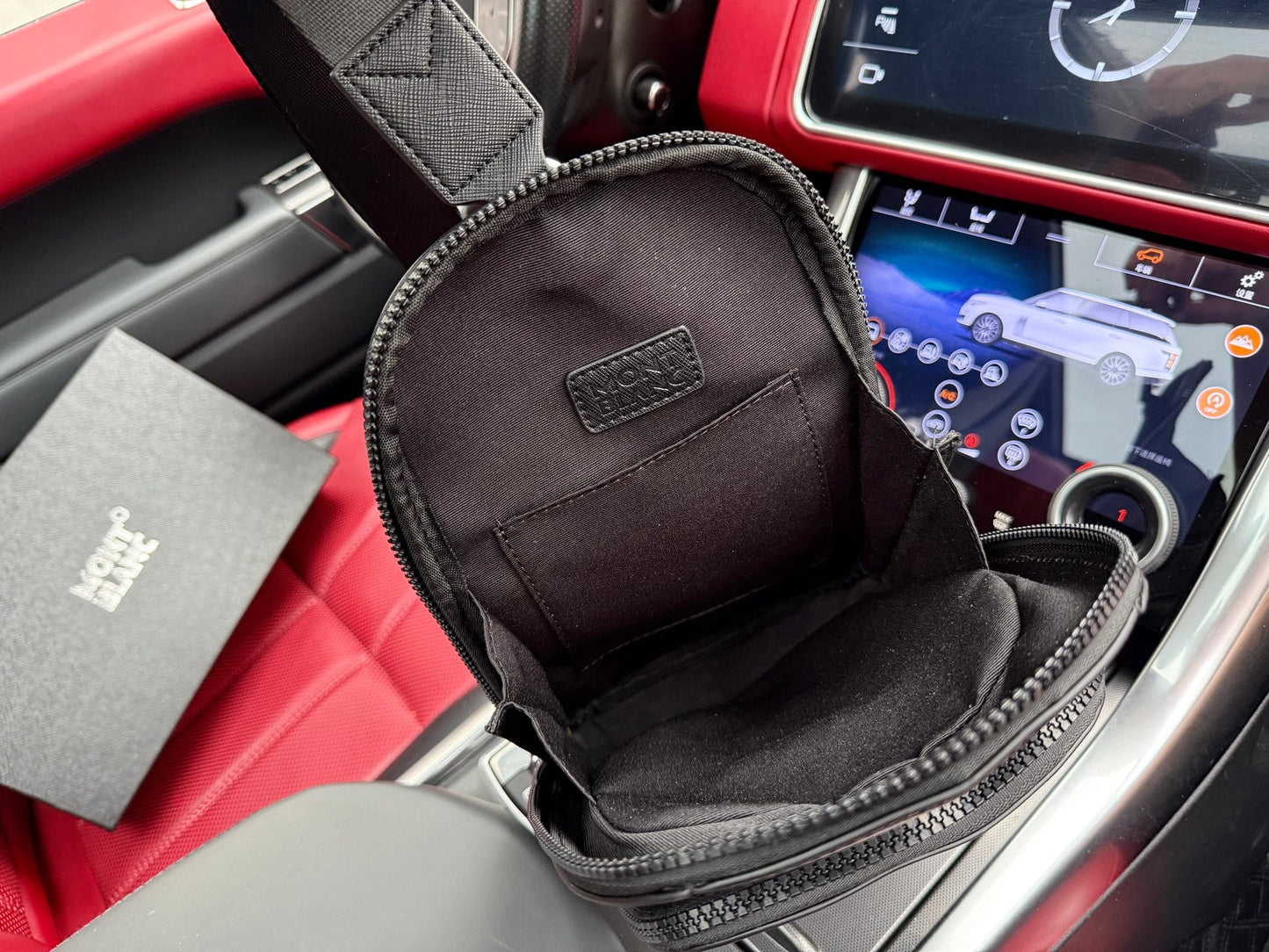 Shoulder Bags