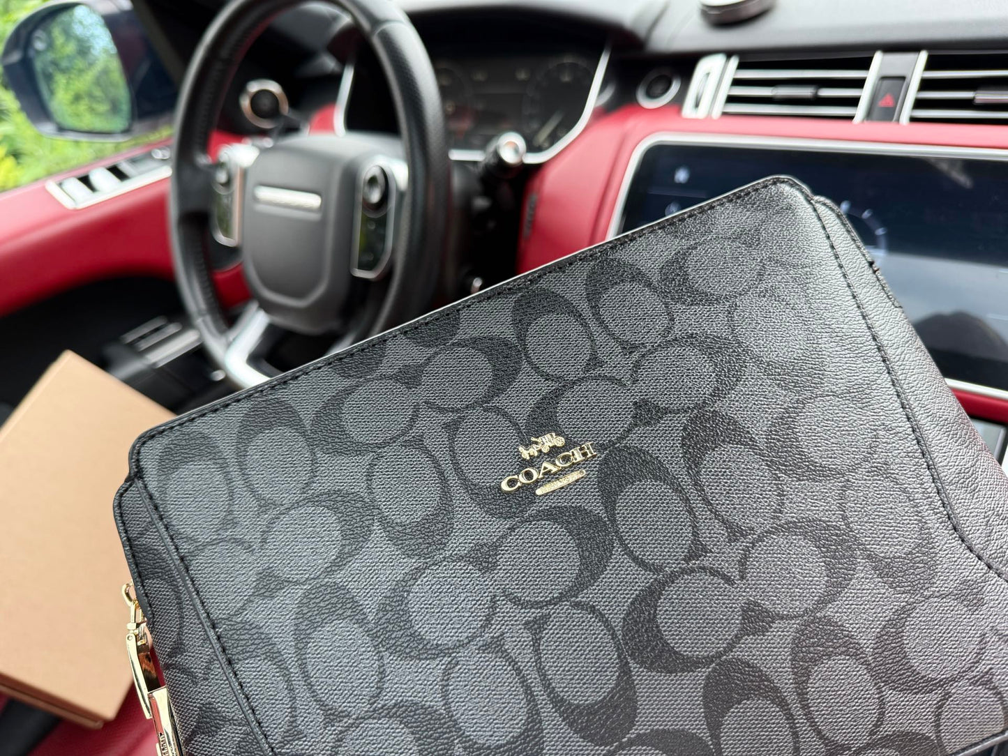 handbag