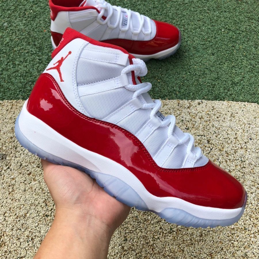 Sneaker