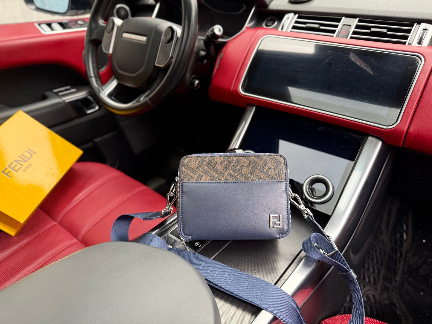 Shoulder Bags