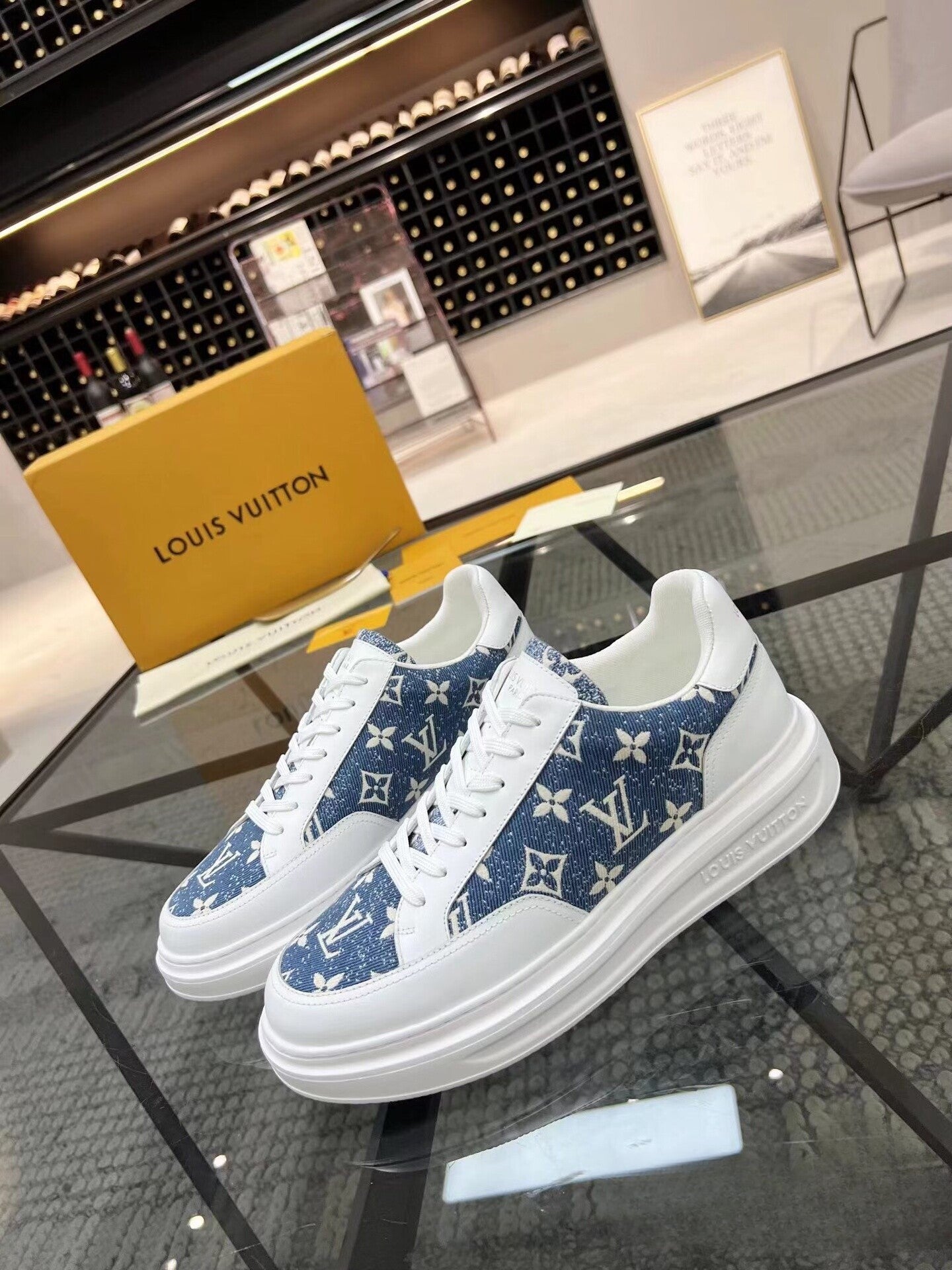 Sneakers