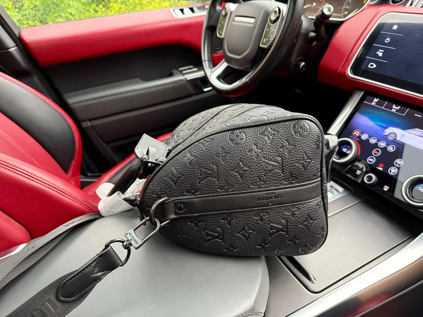 Shoulder Bags